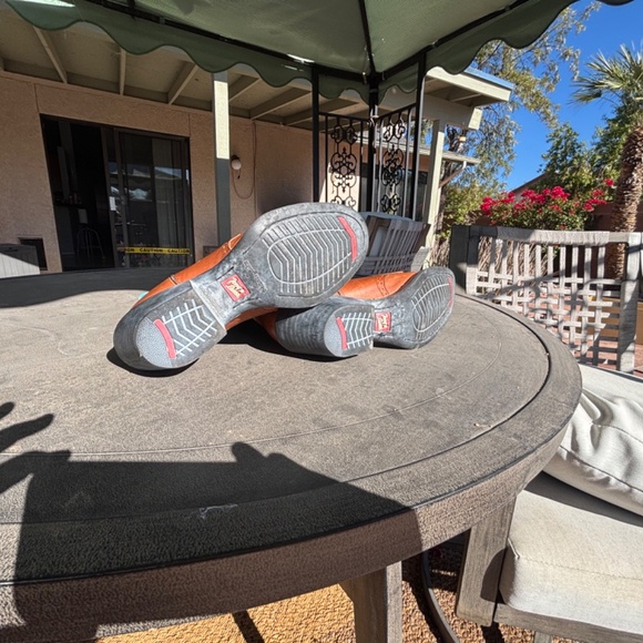 Tony Lama Buckaroo Chestnut/Turquoise Woman's Boot - Woman's size 9 - Picture 3 of 5